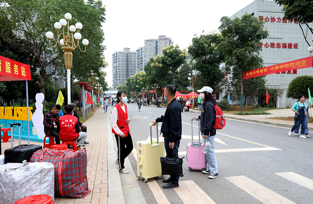 金秋十月，溫情迎新——衡陽(yáng)幼高專喜迎2021級(jí)高招大專新生