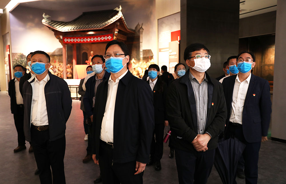 我校機關第一黨支部赴常寧市水口山工人運動紀念館開展主題黨日活動