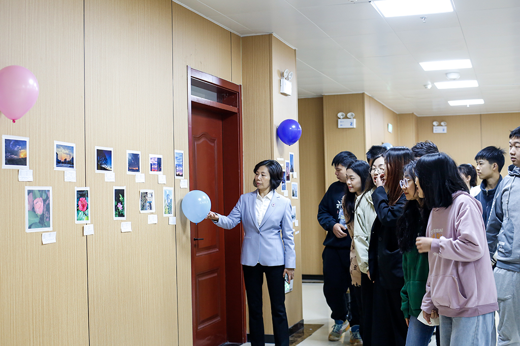 衡陽幼兒師專舉辦“以書敘情義，以畫見遠(yuǎn)方”藝術(shù)展